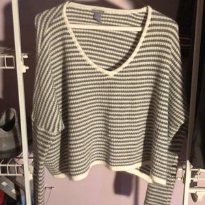 Slouchy crop sweater!